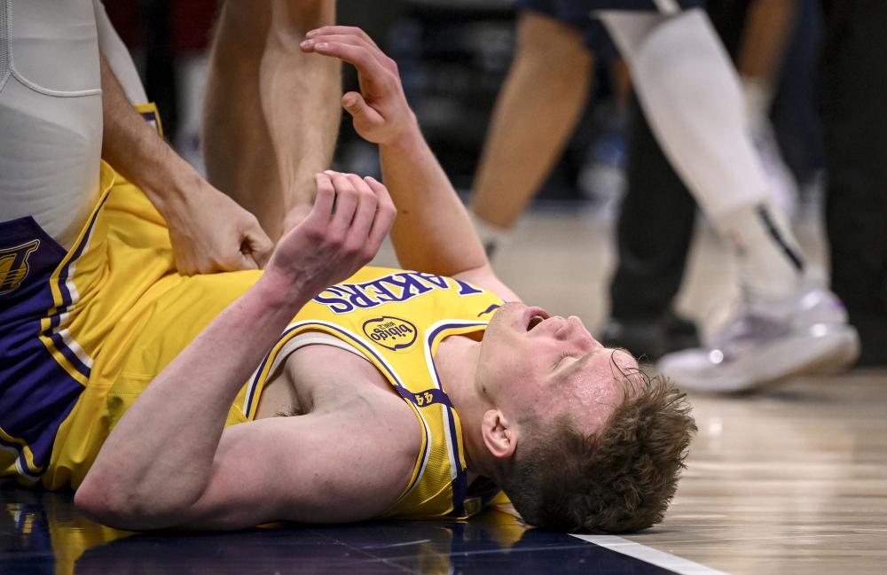 在禁区混战 在禁区混战