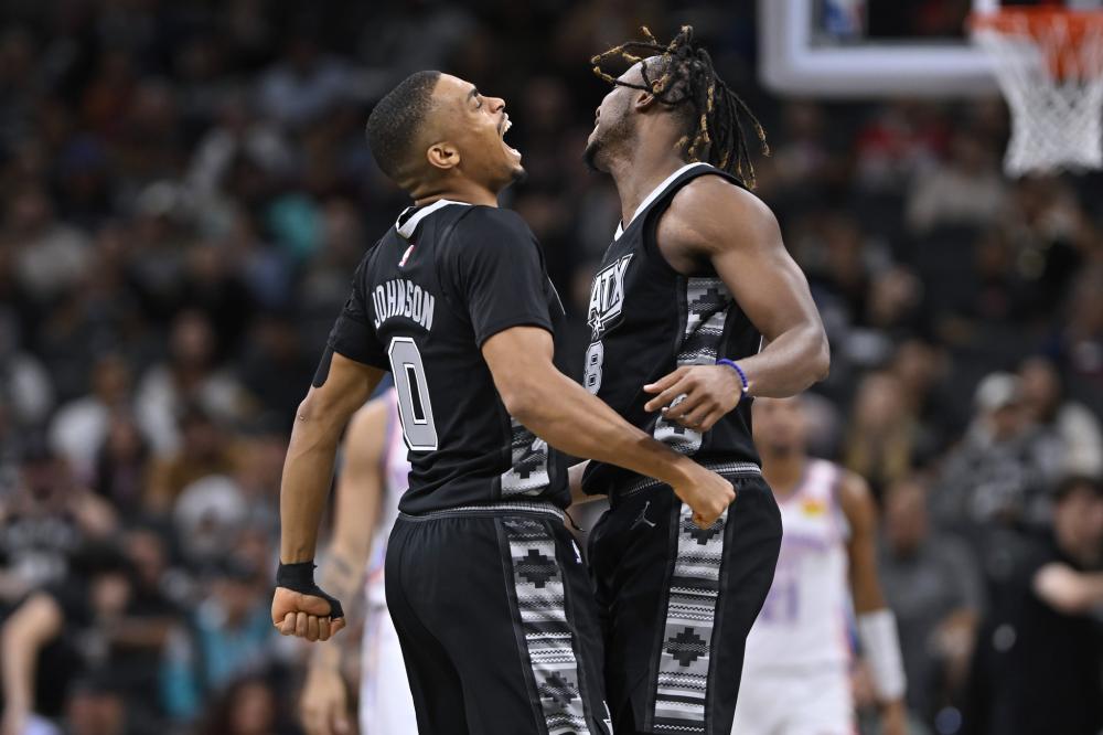 他在赛场上 他在赛场上