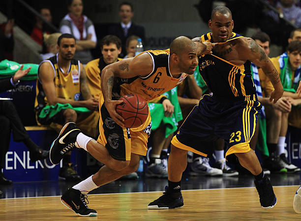 也存在换帅 也存在换帅