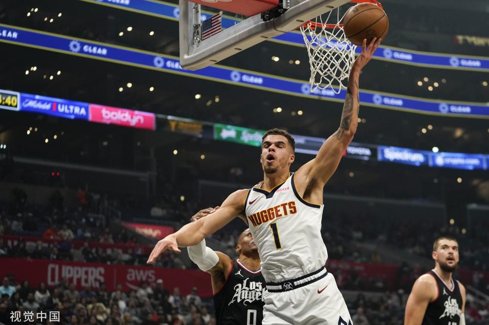 他的坚持不 他的坚持不